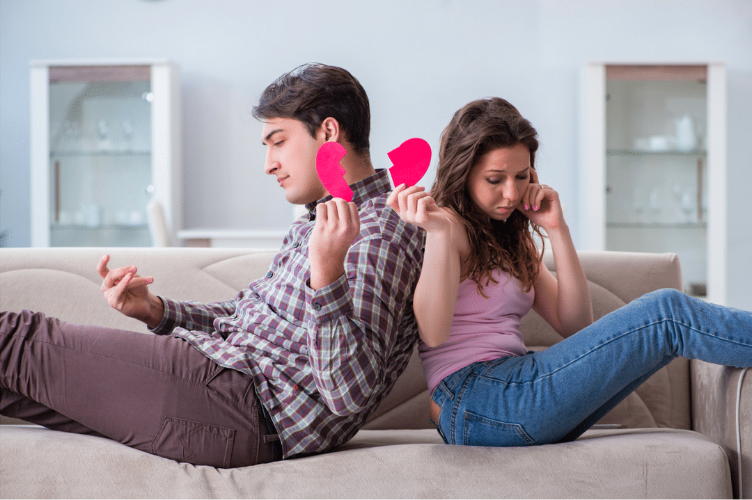 9 Hidden Signs He's Playing Games with Your Heart
