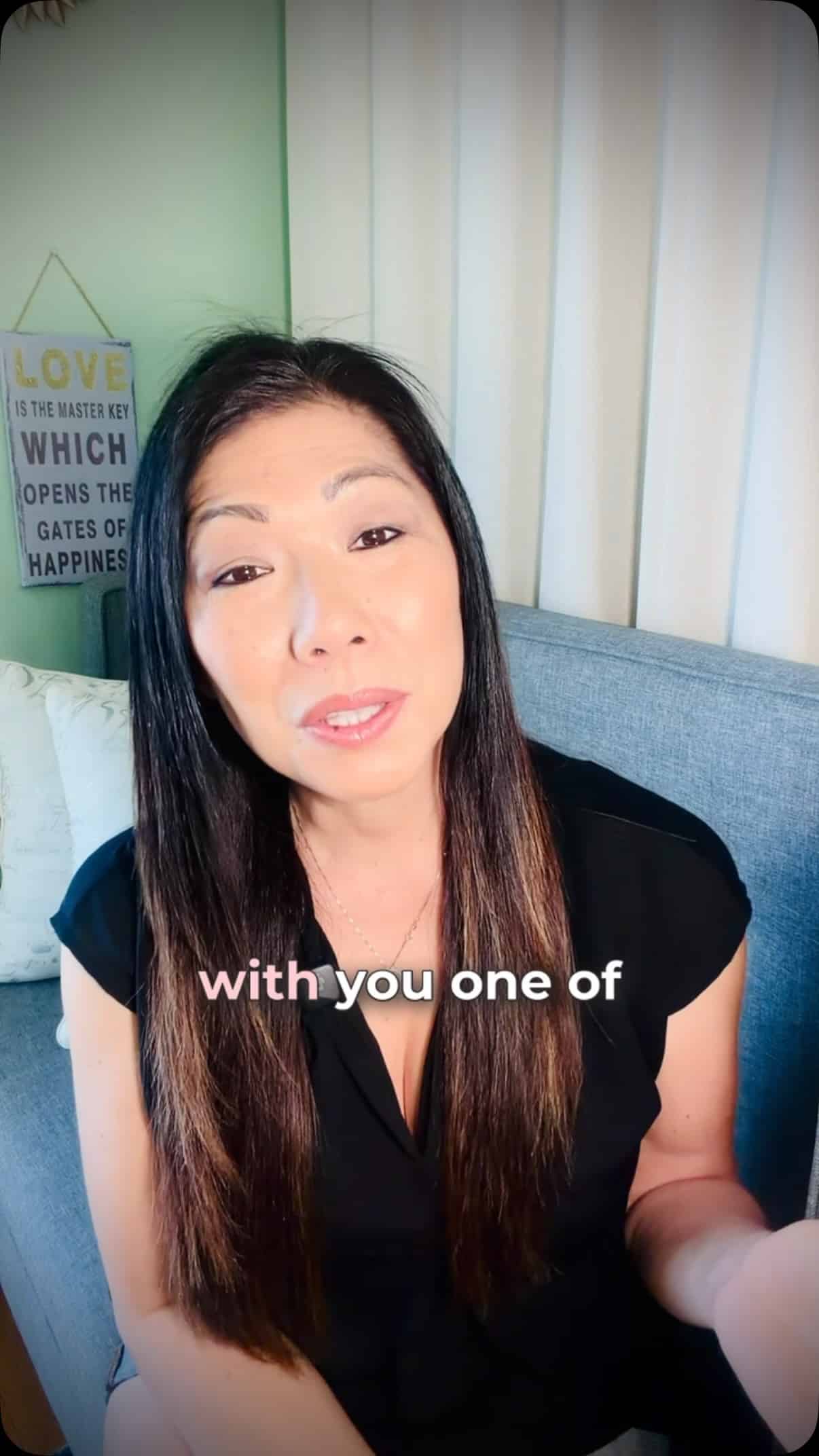 Who you share your love life with matters more than you think. 

💛 Grab my free ebook in my bio. 

#innercircle #datingadvice #datingcoach #relationshipadvice #datingtips
